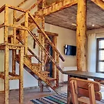 Baba Yaga Lodge *