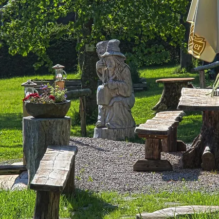 Baba Yaga Lodge