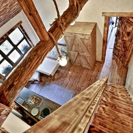 Lodge Baba Yaga *