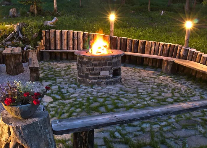 Baba Yaga Lodge Zdiar